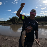Pescando-en-un-rio-lleno-de-tarariras-y-bagres-sapos-242151719443b80af6