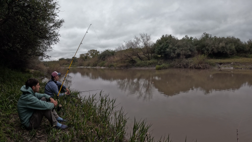 Pescando-y-cocinando-en-el-Rio-Gualeguaychu-Ruta-39--34.png